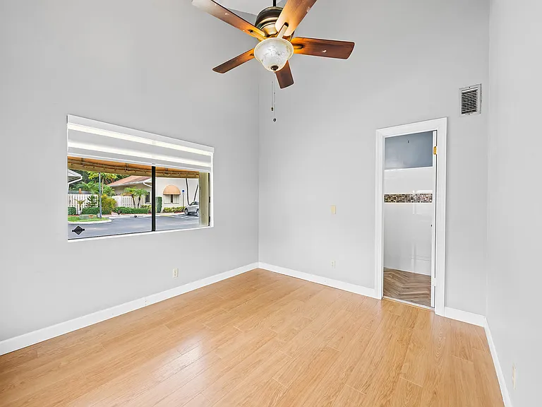 3344 NW 103rd Ave — Photo 12