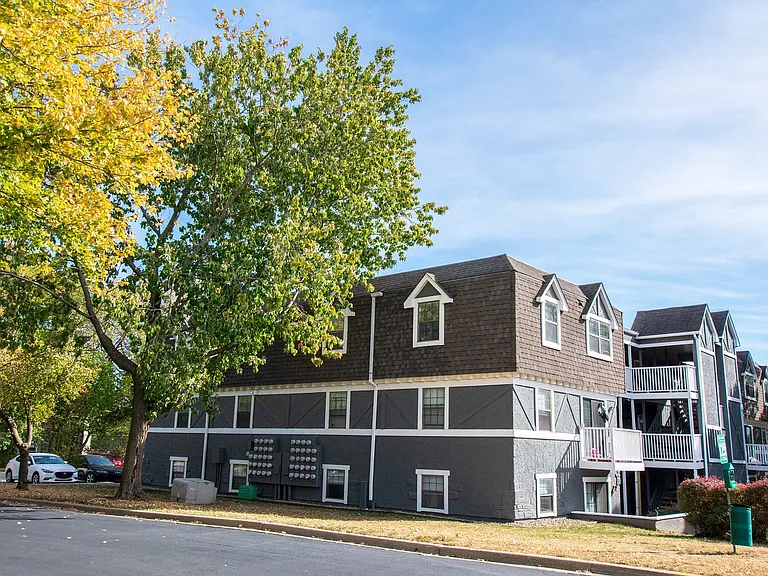 Wingfield Club — Photo 19