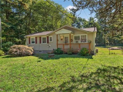222 Pine Hill Rd, Wood River Junction, RI, 02894