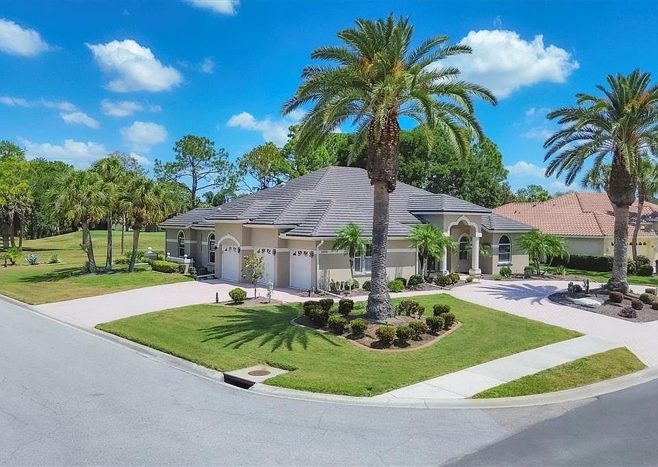 1st image of 2009 CALUSA LAKES BOULEVARD