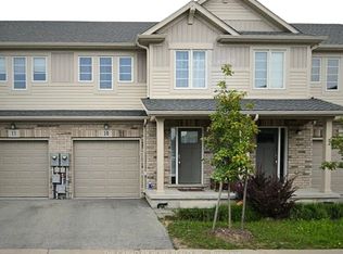 7945 Oldfield Rd #10, Niagara Falls, ON L2G 0Z4