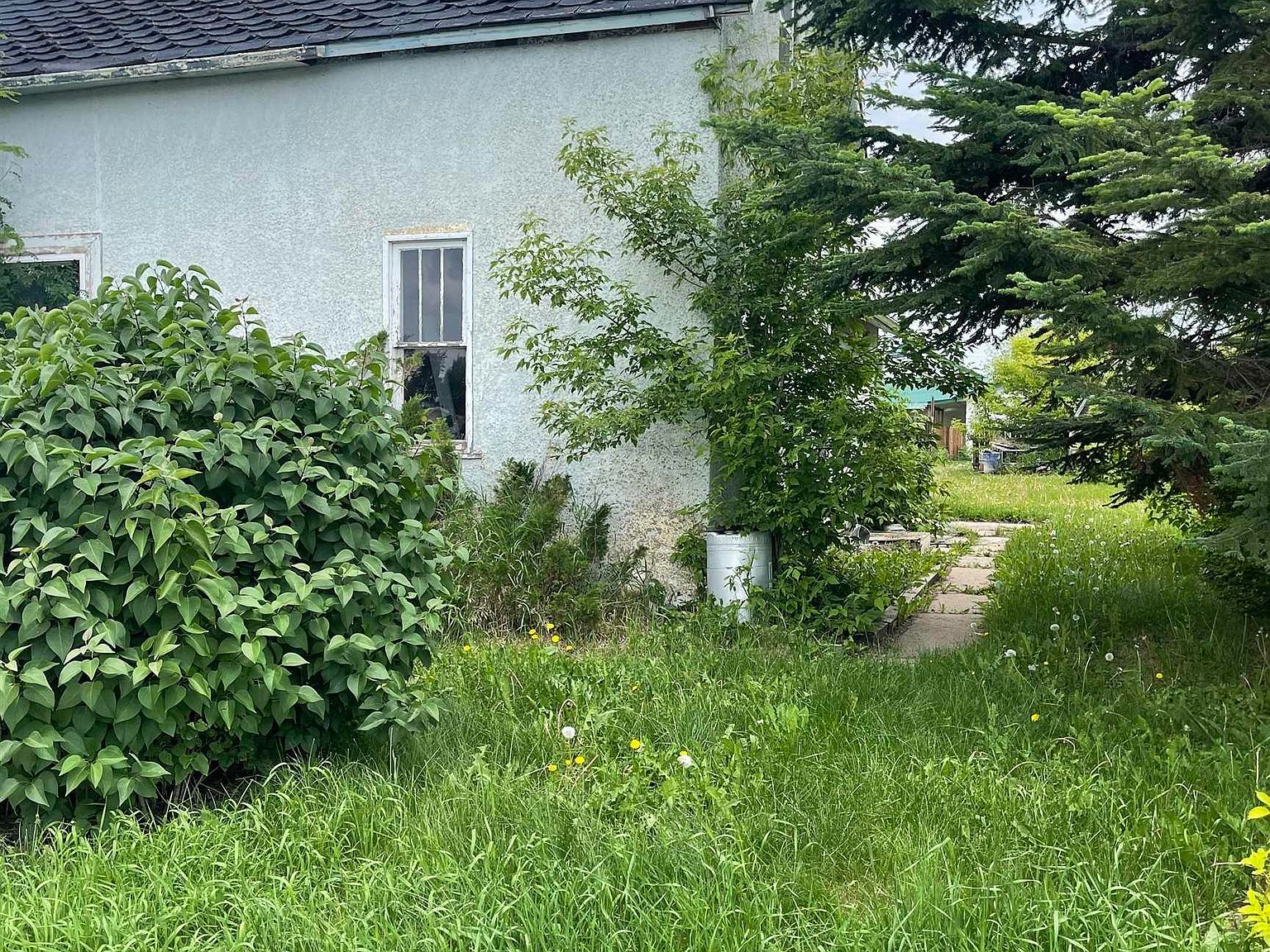 4806 47th Ave, Vegreville, AB T9C 1K8 MLS E4394536 Zillow