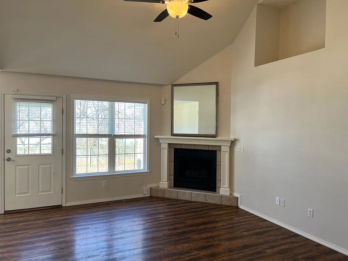 Building Photo - 1623 S Burks Ave
