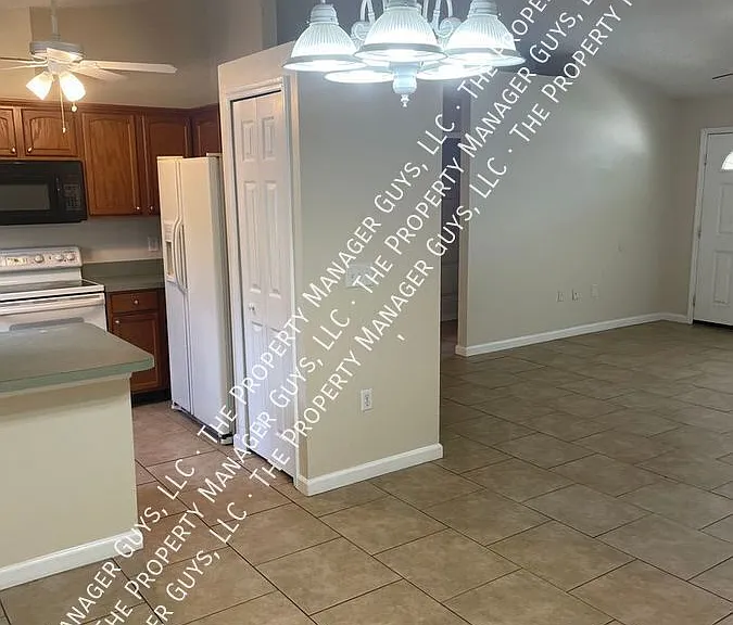 155 Chestnut Ave — Photo 5