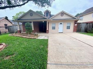 8125 Tareyton Ln, Houston, TX 77075