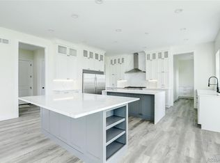7941 S Langdale Way, Aurora, CO 80016