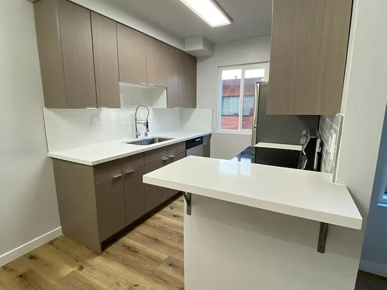 2515 Ocean View Ave — Photo 9