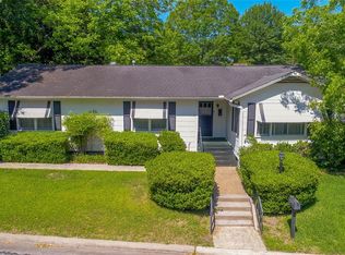 1502 Avenue N, Huntsville, TX 77340