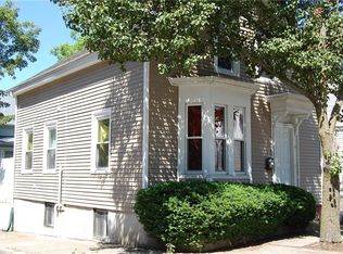 9 Franklin Ave, Cranston, RI 02920