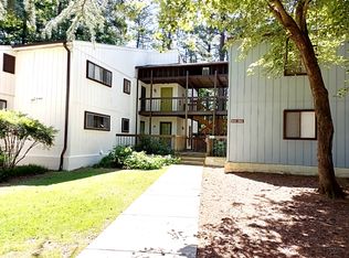 654 Pine Ridge Pl, Raleigh, NC 27609