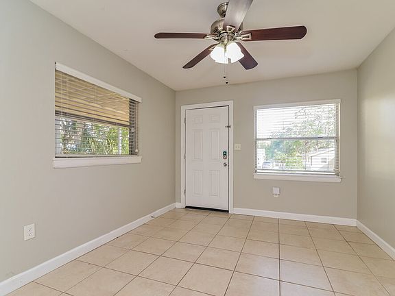 3rd image of 132 Alder Ave