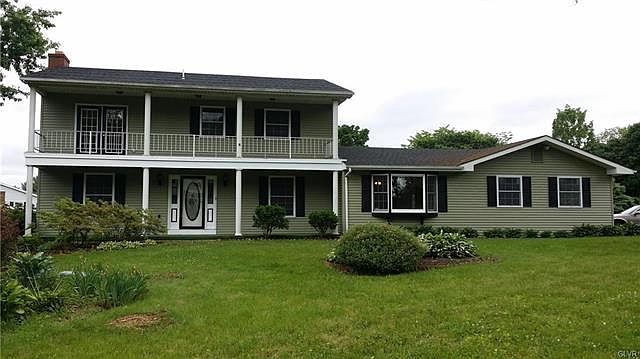 1st image of 4736 Oakwood Ln