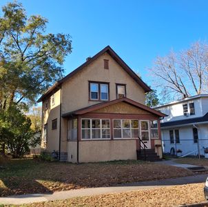 240 9th Ave S, South Saint Paul, MN, 55075