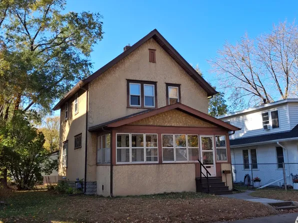 240 9th Ave S, South Saint Paul, MN 55075