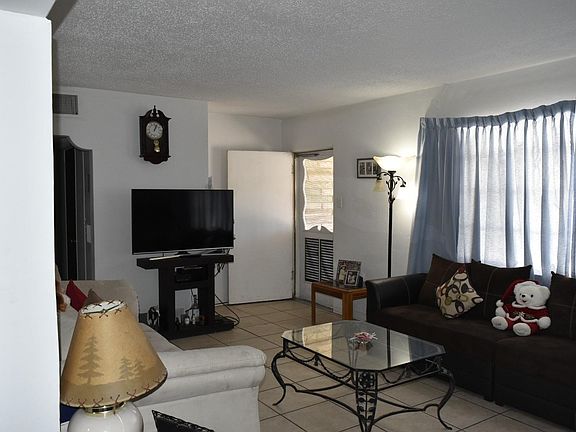 5th image of 512 Cortez Dr