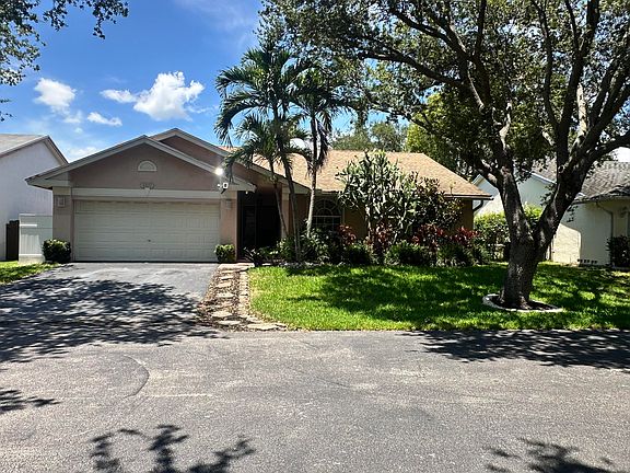 2nd image of 9825 NW 54th Pl