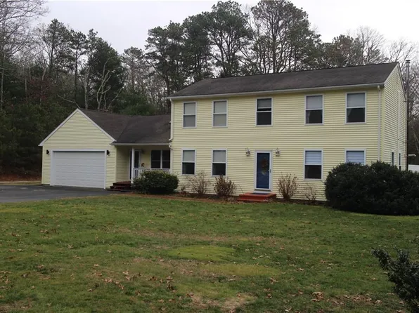 2 Blue Ribbon Rd, Richmond, RI 02812