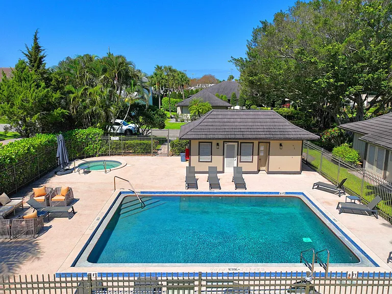 2810 Polo Island Dr #C103 — Photo 16