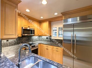 8850 Villa La Jolla Dr UNIT 204, La Jolla, CA 92037