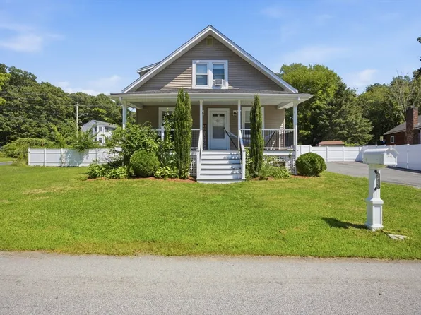 636 Dighton Ave, Taunton, MA 02780