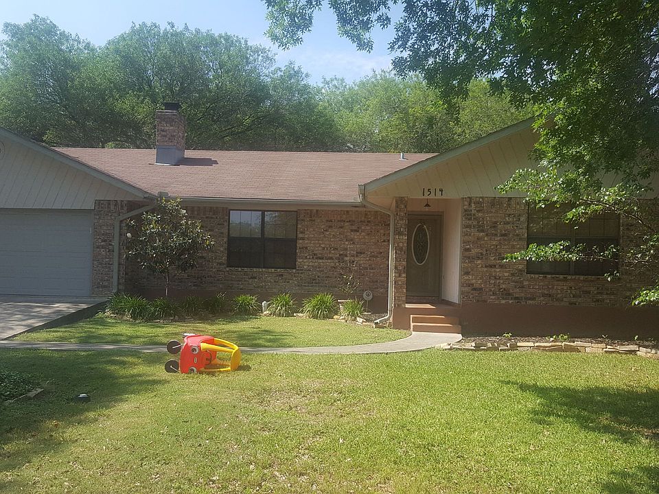 1st image of 1514 Devin Dr