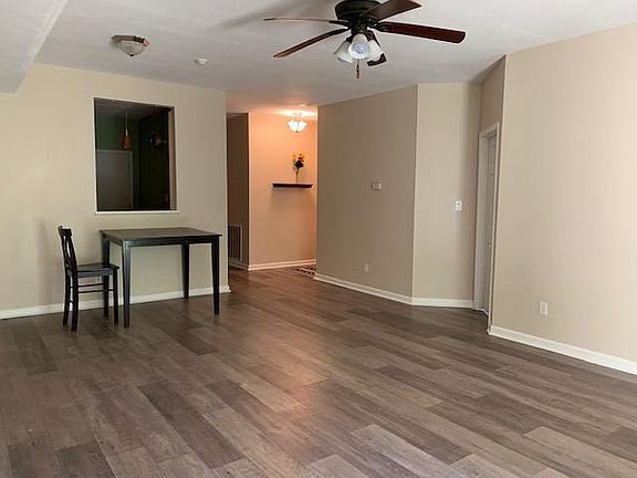4th image of 3707 E Barrington Dr APT 102