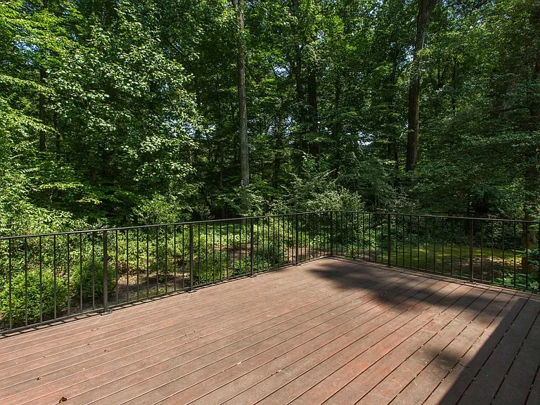 9112 Santayana Dr — Photo 28
