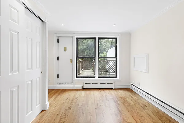 Rented by Cooper & Cooper Real Estate | media 2