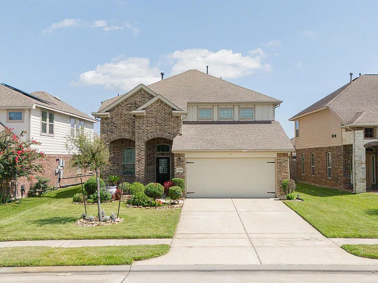 13303 Davenport Hills Ln — Photo 35