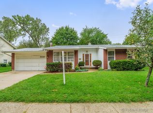 6020 Tyler Dr, Woodridge, IL