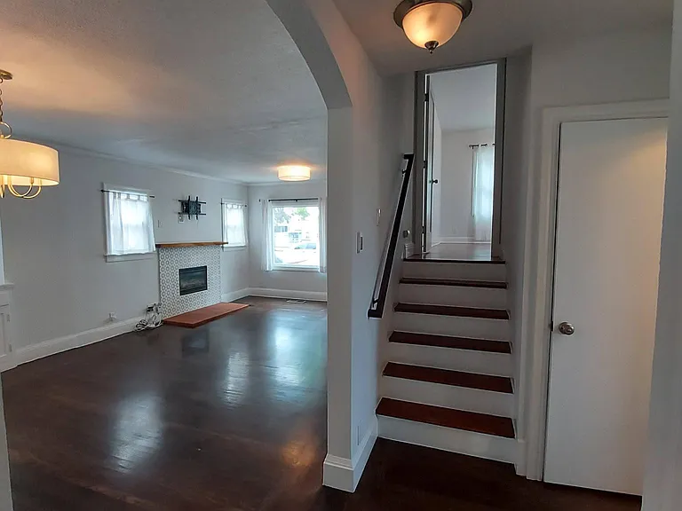 Hall to Bedroom 1