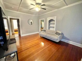 11 Calvert St #1A, Newport, RI 02840