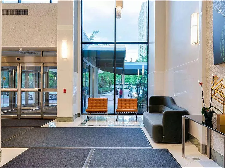 New spacious lobby