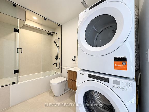 5th image of 228 Robina Ave #2