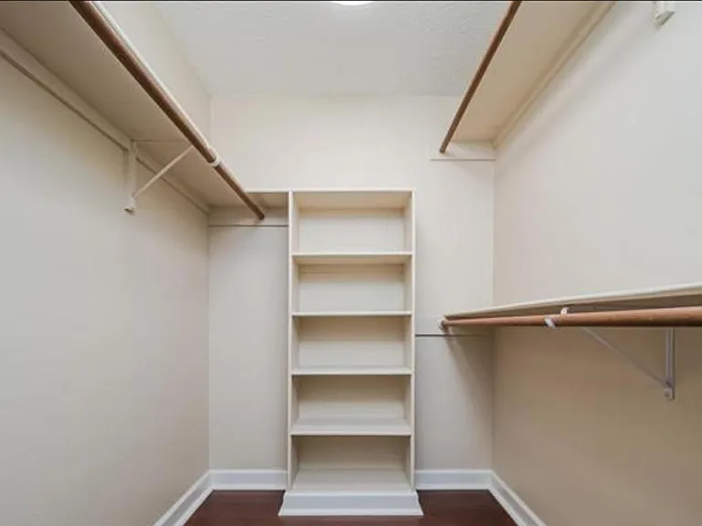1705 Briarforest Pl — Photo 15