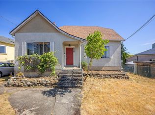 680 Pine St, Nanaimo, BC V9R 2C8