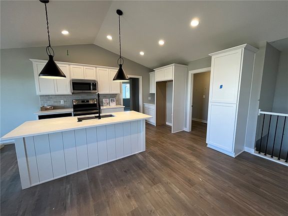 5th image of 232 11th Ct NW