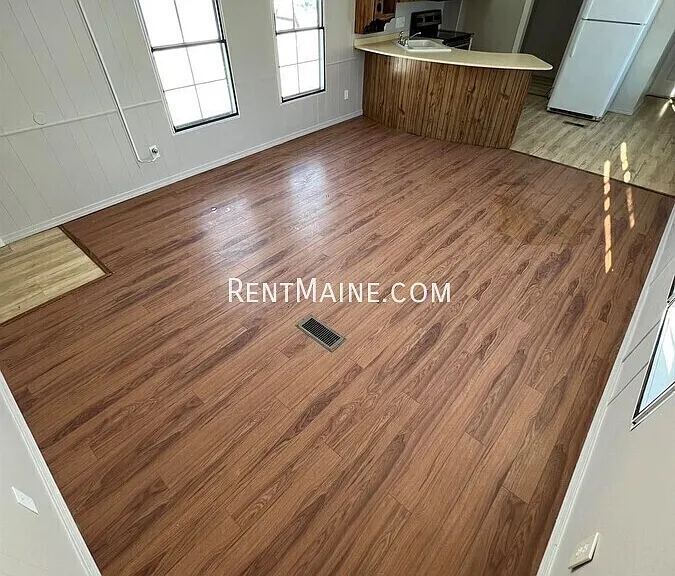54 Pheasant Hill Trailer Park — Photo 4
