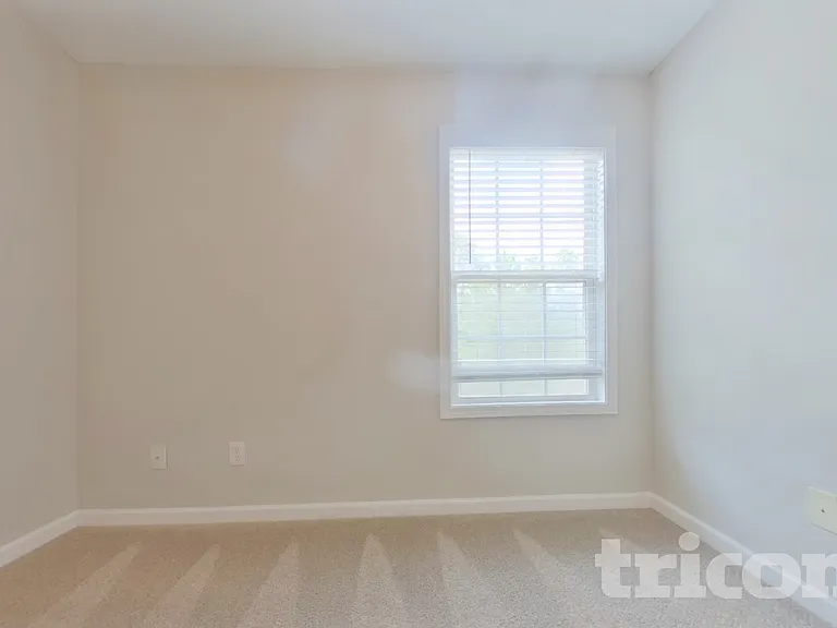 250 Indian Lake Trl — Photo 11