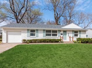 4608 W 63rd St, Prairie Village, KS 66208