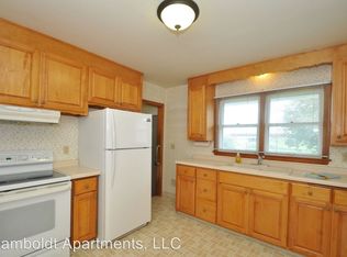 2045 Wustum Ave, Racine, WI 53404