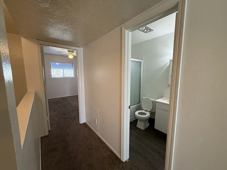 Morris Townhomes — Photo 27
