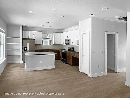 2400-511 Montgomery Park Blvd #2400 Photo 1