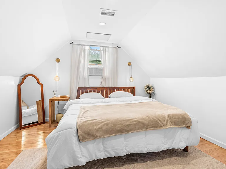 802 Martin Ave — Photo 12