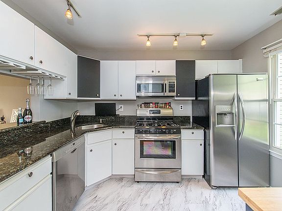Kitchen with BRAND NEW floor