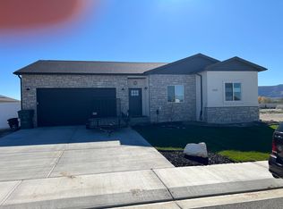 2133 Moon River Rd, Grand Junction, CO 81505