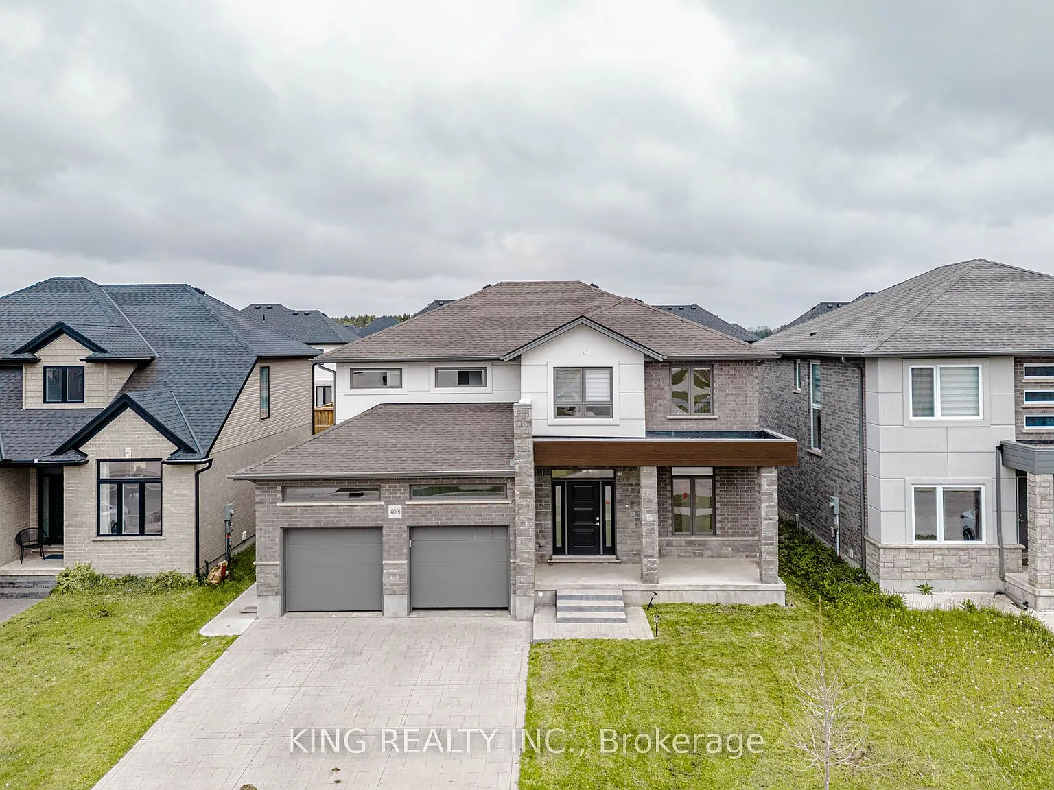 3 bed, $2,900 — Photo 2