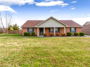 1310 Lancaster Ln, Maryville, TN 37803
