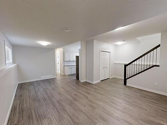 3rd image of 9518 112th Ave #1