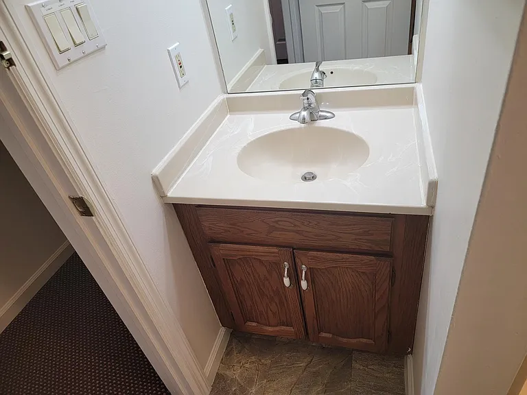 144 Greenland Dr — Photo 9